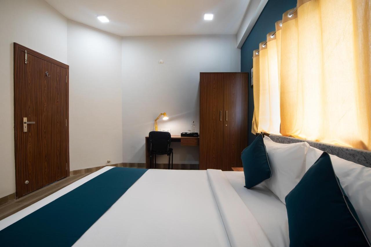 Hotel Ballfin Indore Exterior photo